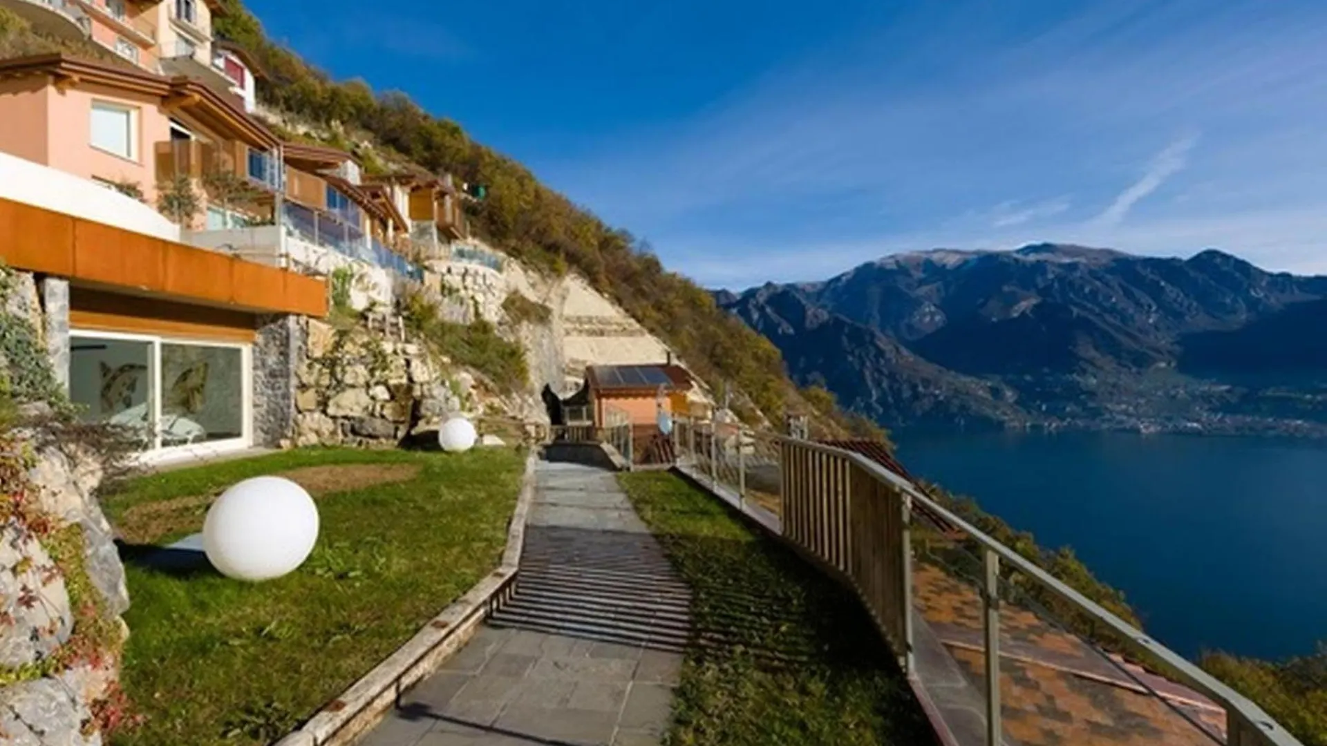 Appartement In Spiglia Mit Grosser Terrasse Parzanica 0*,